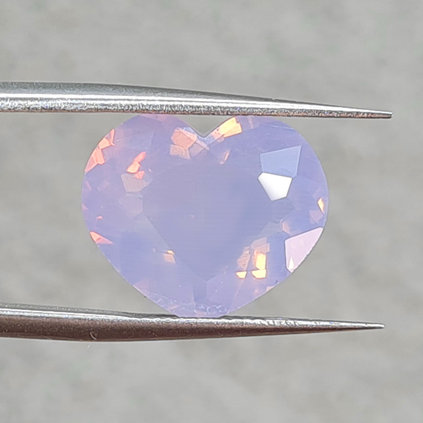 Лавандовый кварц 6.45ct