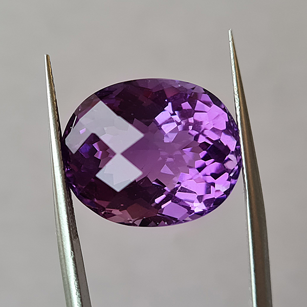 Боливийский аметист 12.85ct