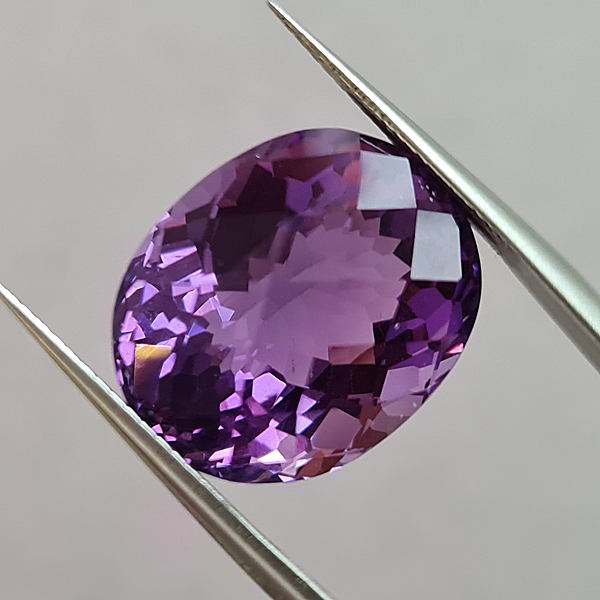 Боливийский аметист 12.85ct
