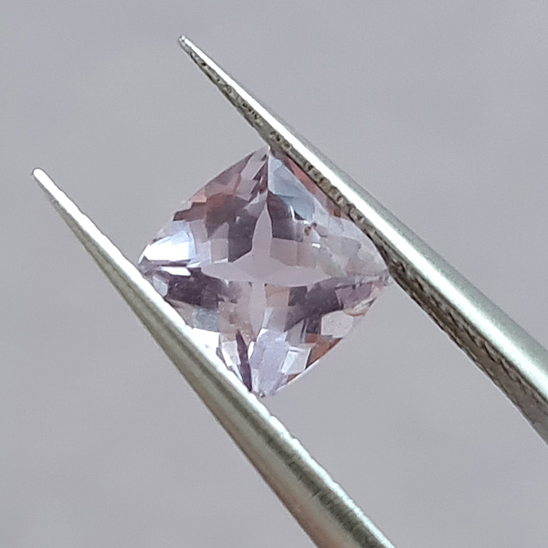 Лавандовая шпинель 1.20ct