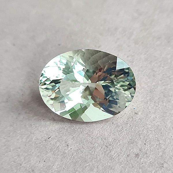 Празиолит 8.90ct
