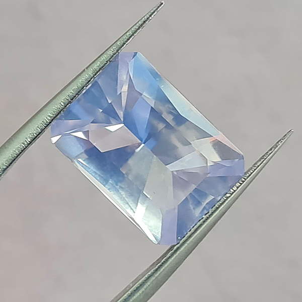 Лавандовый кварц 6.36ct