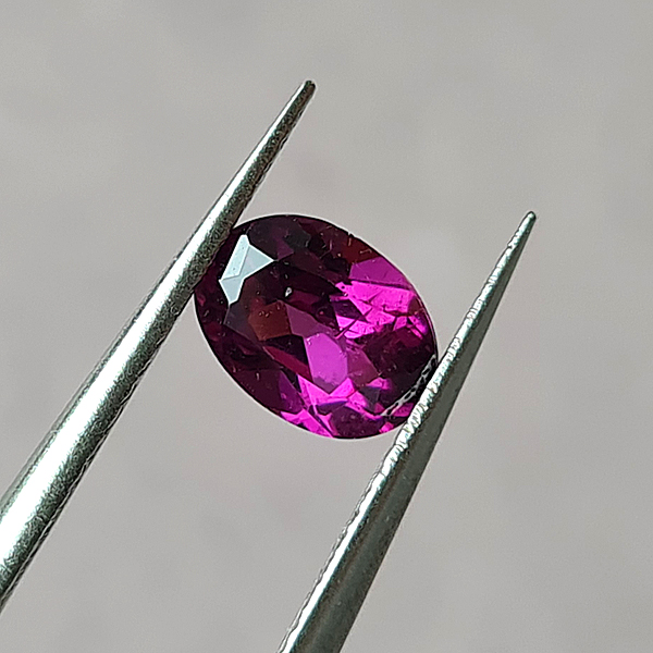 Умбалиты гранаты 2.06ct пара