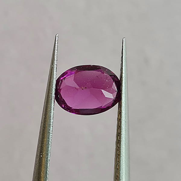 Умбалиты гранаты 2.06ct пара