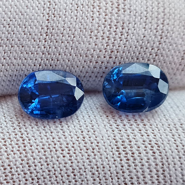 Кианиты 4.22ct пара