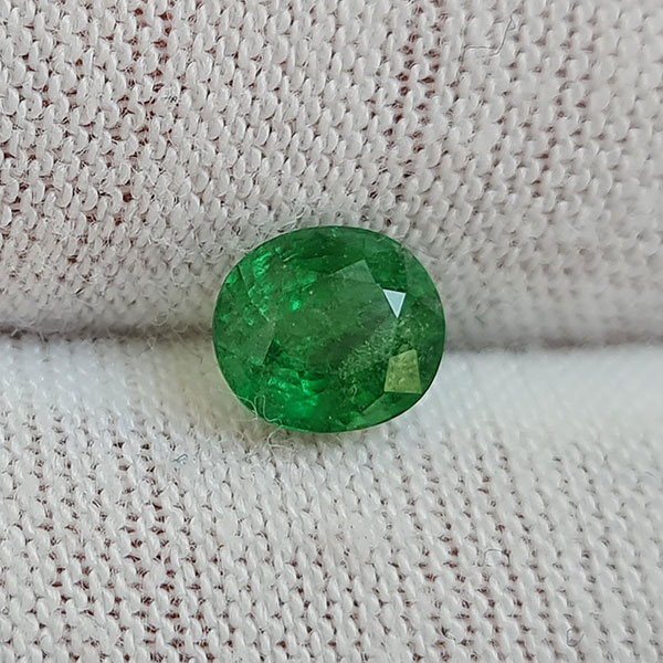 Цаворит гранат 1.06ct