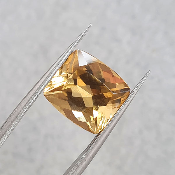 Гелиодор 4.81ct