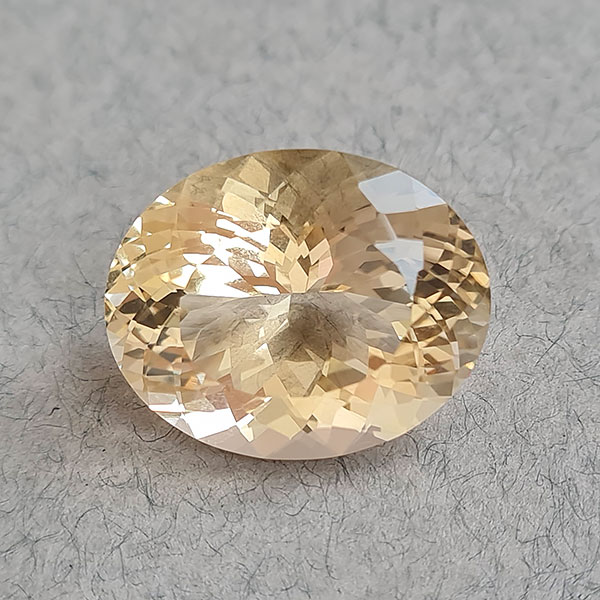 Цитрин 21.75ct
