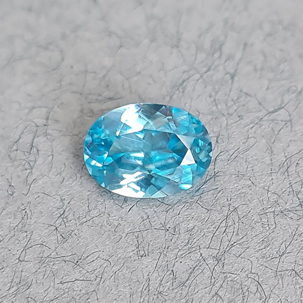 Голубой циркон 1.50ct