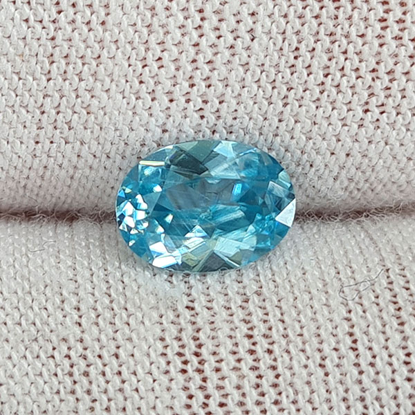 Голубой циркон 1.50ct