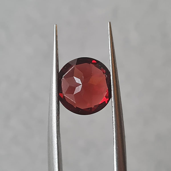 Гранаты 4.10ct пара