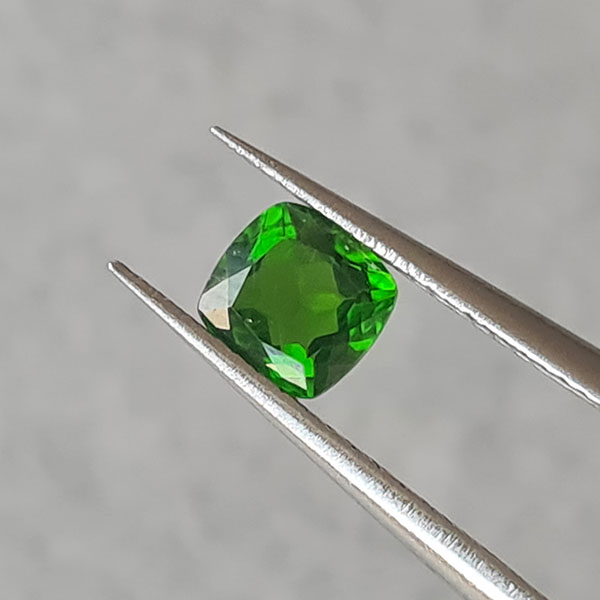 Хромдиопсиды 1.95ct комплект