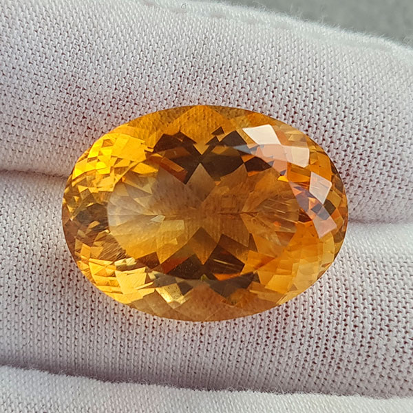 Цитрин Мадейра 28.16ct