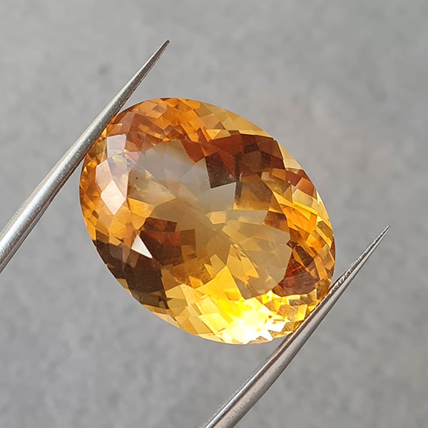 Цитрин Мадейра 28.16ct