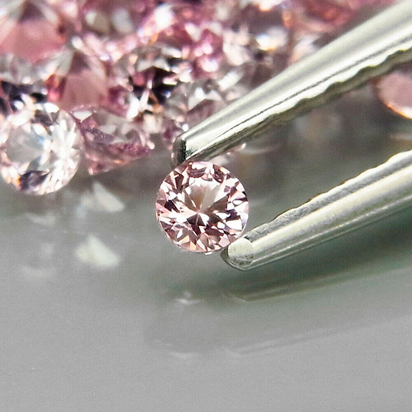 Фантазийная шпинель 2.44ct 2.2мм 45 шт