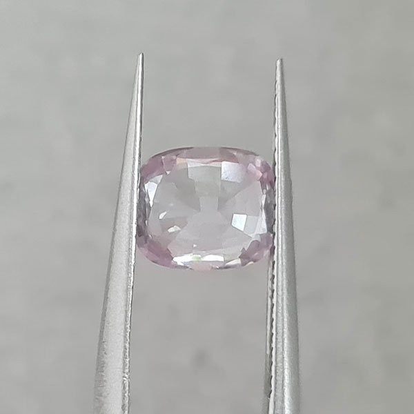 Розовая шпинель 1.45ct
