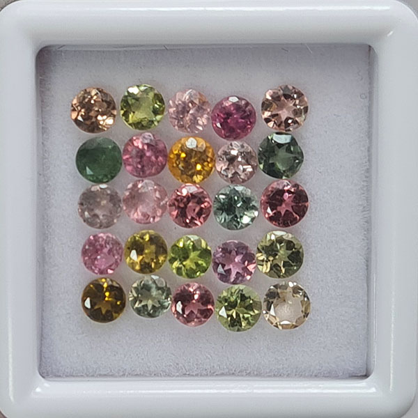 Турмалины 3.00ct 3 мм 25 шт