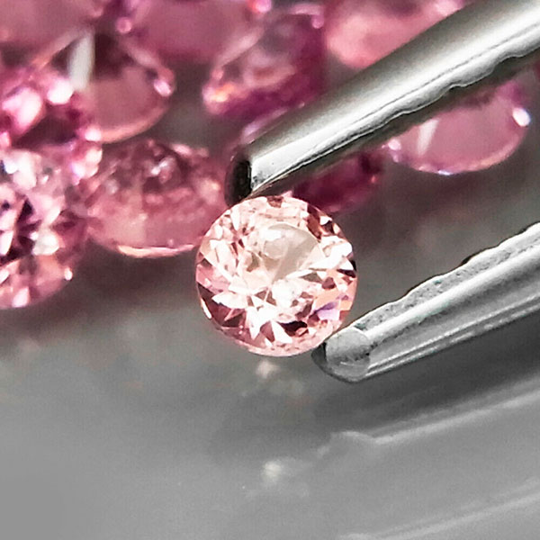 Розовая шпинель 1.04ct 2.2мм 19шт