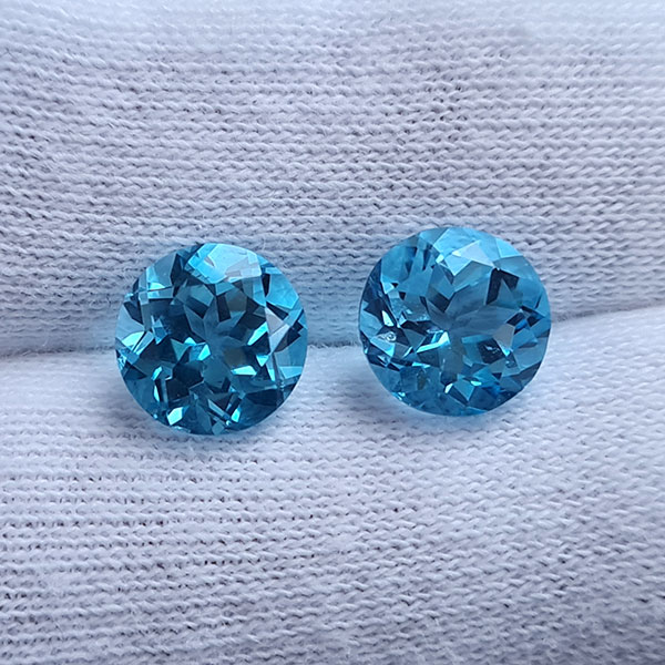 Топазы Swiss Blue 4.70ct пара