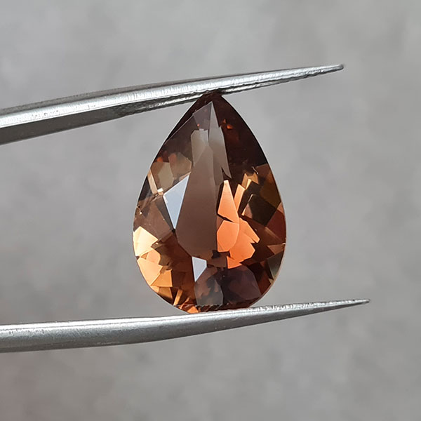 Винный топаз 8.80ct