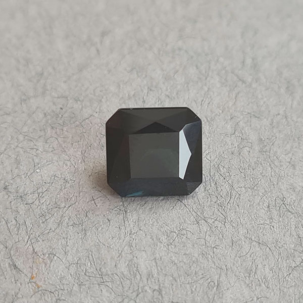Полихромный турмалин 2.16ct