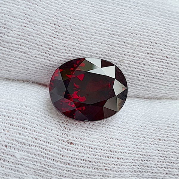 Спессартин гранат 5.60ct