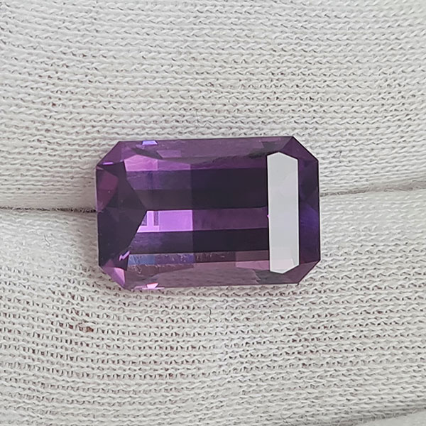 Боливийский аметист 8.66ct
