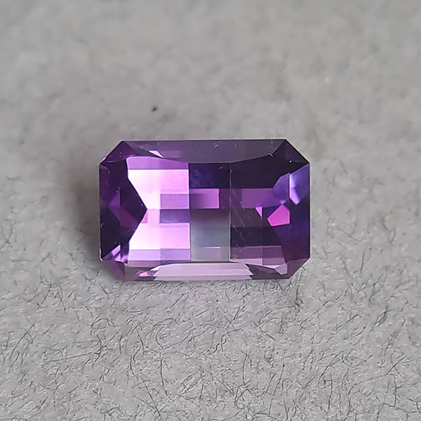 Боливийский аметист 8.66ct