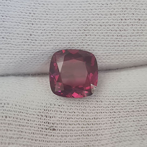 Родолит гранат 2.63ct