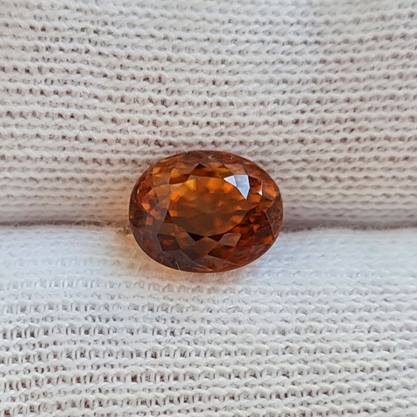Оранжевый циркон 2.15ct